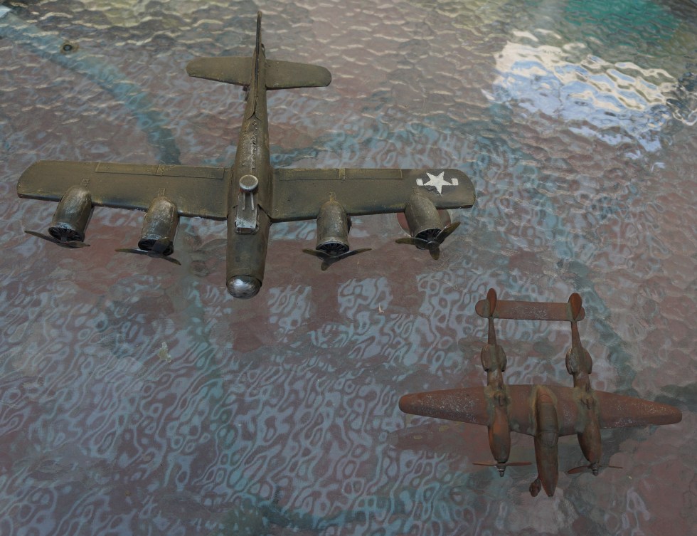 b17_38_frnt_lndscape