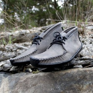 mens-charcoal-batwing-w-bull-hide-1-500x500