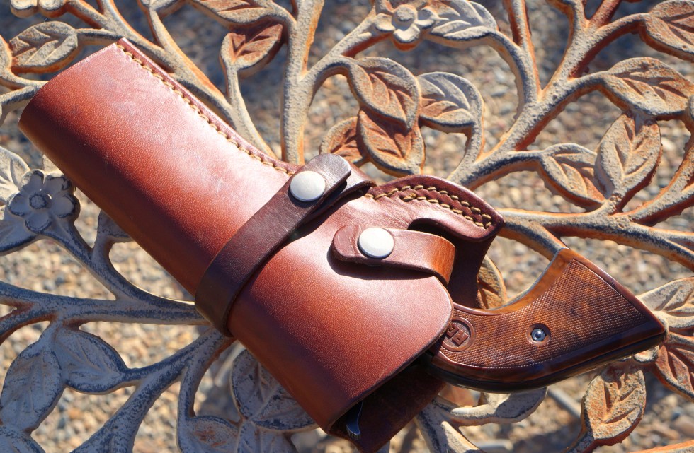 rg66_917-hols-precut